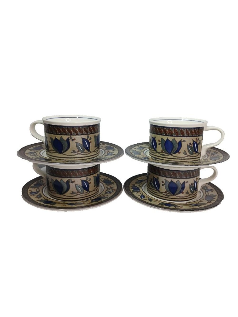 Lot of 4 Mikasa Intaglio Arabella Coffee Tea Cups & Saucers Sets CAC01 Vintage
